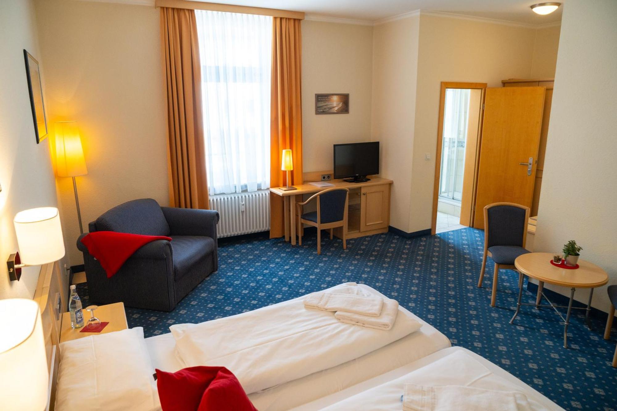 Bischofshof Braustuben Hotel Regensburg Bagian luar foto