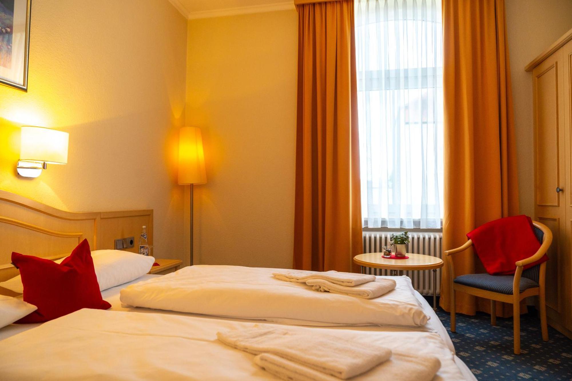 Bischofshof Braustuben Hotel Regensburg Bagian luar foto