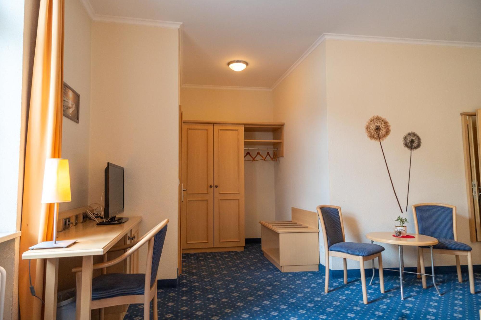 Bischofshof Braustuben Hotel Regensburg Bagian luar foto