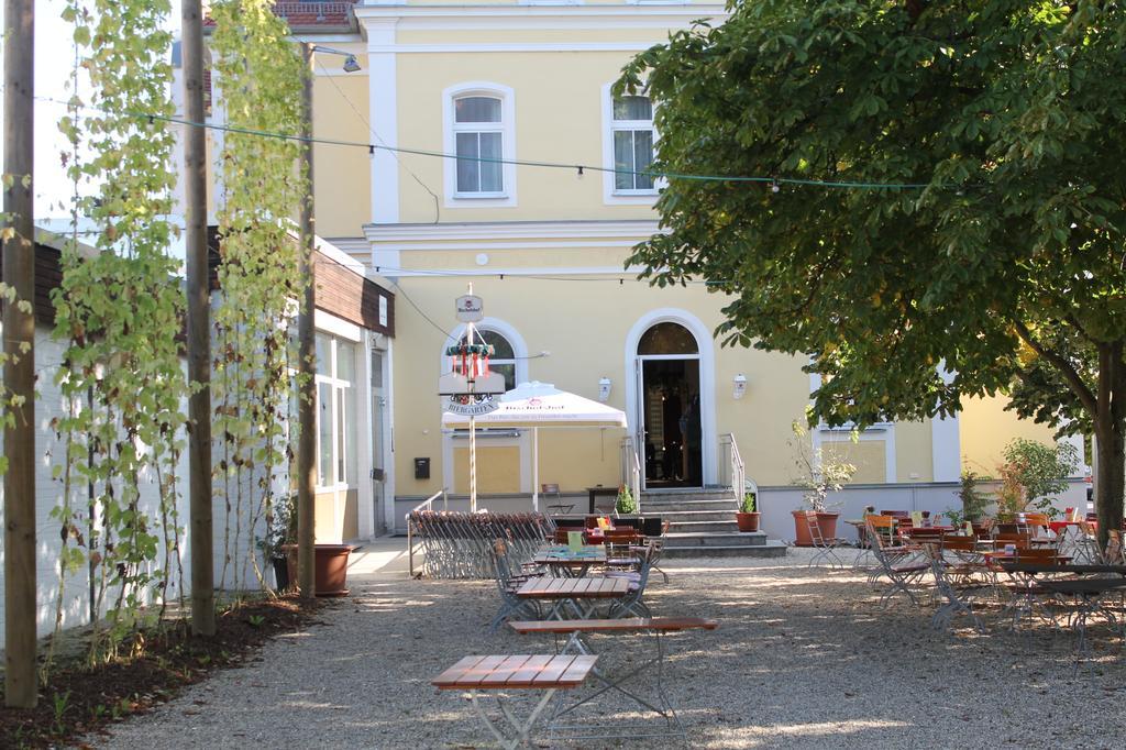 Bischofshof Braustuben Hotel Regensburg Bagian luar foto