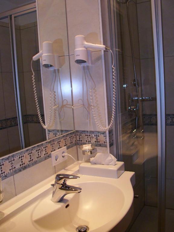 Bischofshof Braustuben Hotel Regensburg Ruang foto